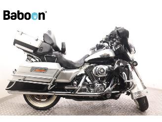 dommages motocyclettes  Harley-Davidson  FLHTCUI Ultra Glide Classic 100Th Anniversary 2003/7