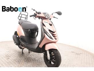 Piaggio  Zip 45KM picture 2