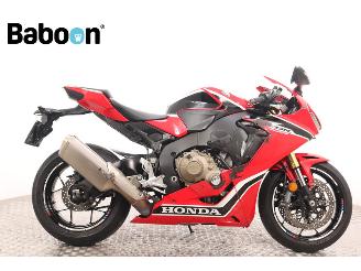 krockskadad bil motor Honda CBR 1000 RR Fireblade 2018/1
