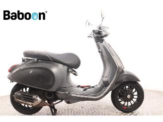 skadebil bromfiets Vespa  Sprint 45KM 2018/1