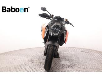 KTM  1290 Super Duke GT picture 3