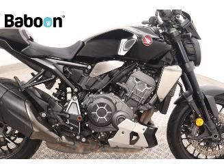 Honda CB 1000 R picture 11