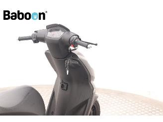 Peugeot  Kisbee Black Edition picture 11