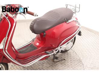 Vespa  Primavera 25KM picture 18