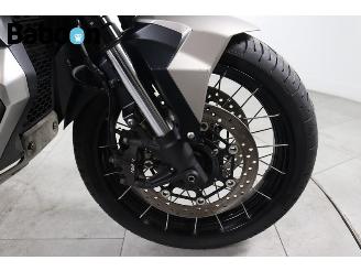 Honda  X-ADV picture 9