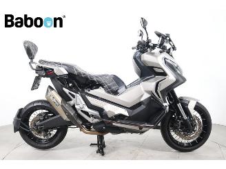 skadebil motor Honda  X-ADV 2020/4