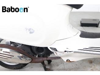 Vespa  Primavera 45KM picture 10