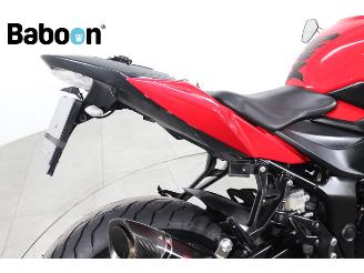 Suzuki  GSX-S 750 ABS picture 14