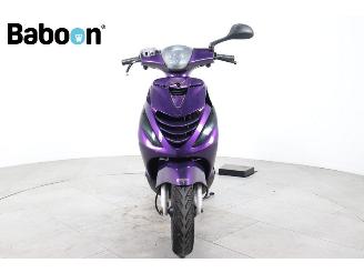 Piaggio  Zip 45KM picture 7