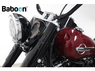 Harley-Davidson  FLHCS Softail Heritage Classic picture 20