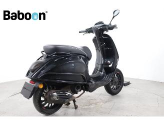 Vespa  Sprint 25KM picture 8