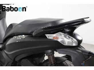 Piaggio Beverly 125 Police picture 17