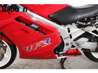 Honda VFR 750 F picture 11