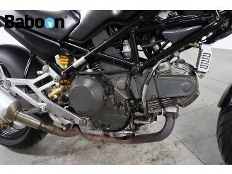 Ducati Monster 900  picture 13