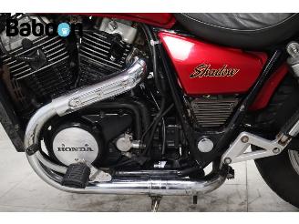 Honda  VT 700 C Shadow picture 19