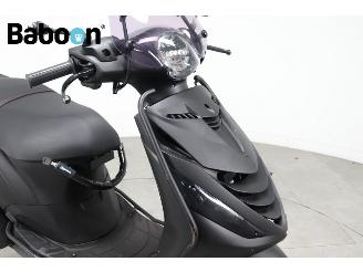 Piaggio  Zip 45KM picture 9