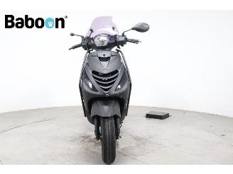 Piaggio  Zip 45KM picture 7