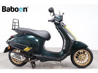 dañado ciclomotor Vespa  Sprint 25KM 2023/4
