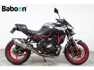 krockskadad bil motor Kawasaki Z 650  2023/8