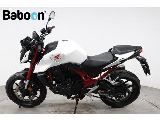 Honda CB 750 Hornet picture 5