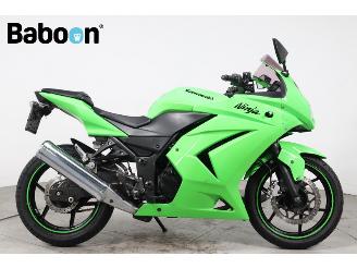 krockskadad bil motor Kawasaki Ninja 250 R  2009/2