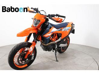 KTM 690 SMC R picture 6