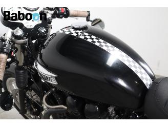 Triumph  Truxton 900 picture 17