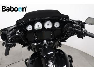 Harley-Davidson  FLHXS Street Glide Special 107 picture 16