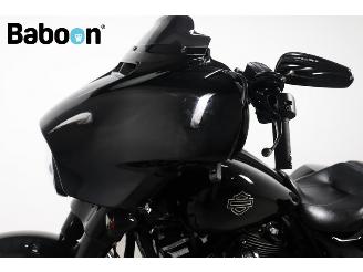 Harley-Davidson  FLHXS Street Glide Special 107 picture 21
