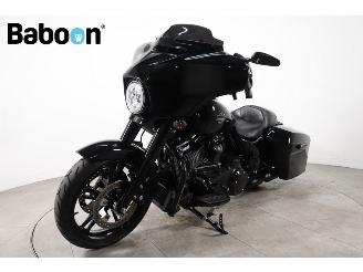 Harley-Davidson  FLHXS Street Glide Special 107 picture 6
