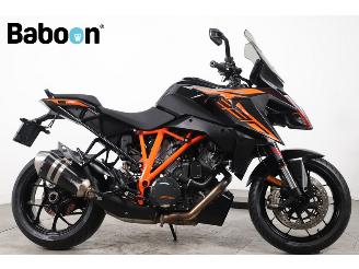 Schade motor KTM  1290 Super Duke GT ABS 2021/8