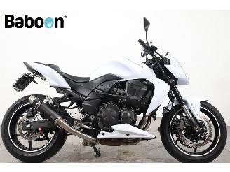 krockskadad bil motor Kawasaki Z 750 ABS 2012/3