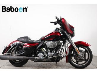 krockskadad bil motor Harley-Davidson  FLHX Street Glide 2010/2