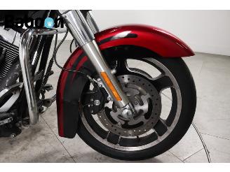 Harley-Davidson  FLHX Street Glide picture 19