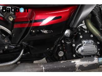 Harley-Davidson  FLHX Street Glide picture 20