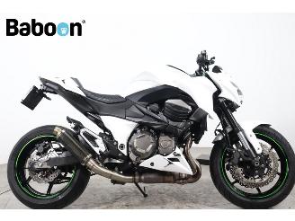 Vaurioauto  motor cycles Kawasaki Z 800 ABS 2015/3