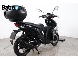 Kymco  MIcare 125 picture 2