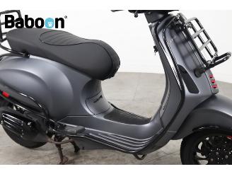 Vespa  Sprint 25KM picture 10