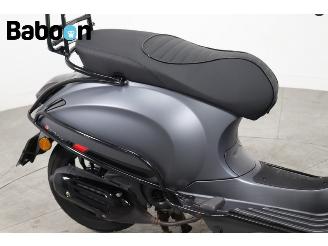 Vespa  Sprint 25KM picture 11
