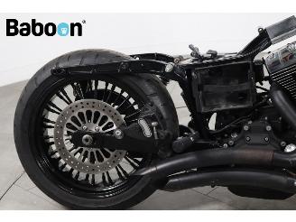 Harley-Davidson  FXDWG Dyna Wide Glide picture 12