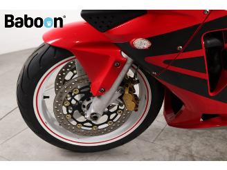 Honda CBR 600 RR picture 14