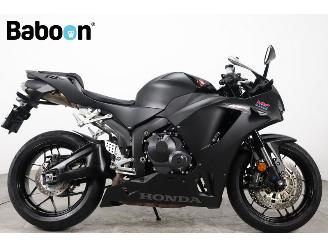 skadebil motor Honda CBR 600 RR ABS 2025/8