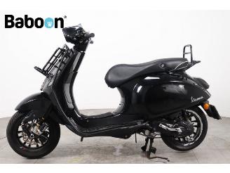 Vespa  Sprint 45KM picture 2