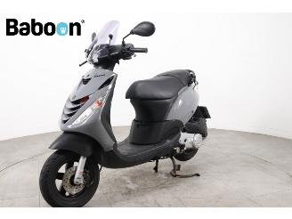 Piaggio  Zip 45KM picture 3