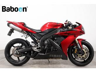Schade motor Yamaha  YZF-R1 2006/2