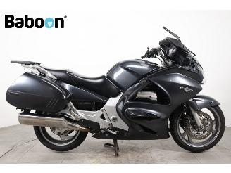 skadebil motor Honda ST 1300 Pan European ABS 2006/3