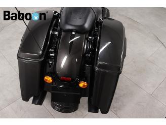 Harley-Davidson  FLHXS Street Glide Special 114 picture 15