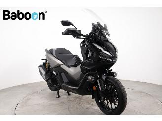 Honda  ADV 350 picture 2