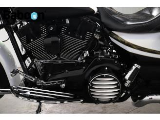 Harley-Davidson  FLTRUSE Road Glide 110 picture 21