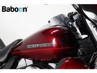 Harley-Davidson  FLHTK Ultra Glide Limited ABS picture 18
